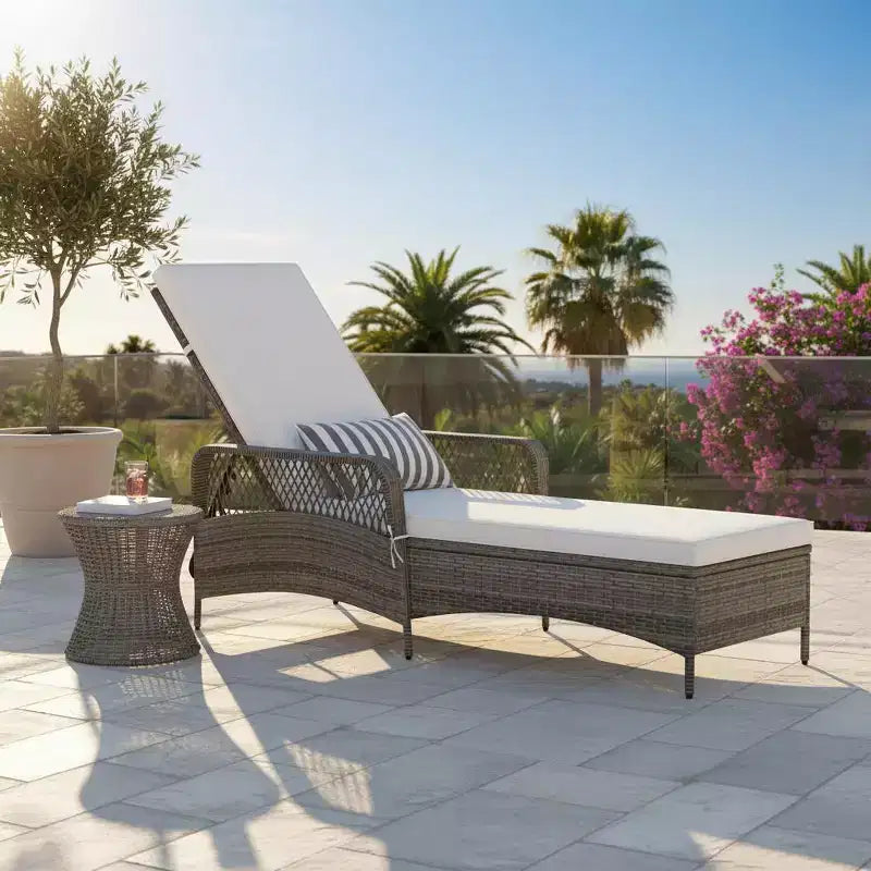 Chaise longue d'extérieur en rotin PE, 6 positions réglables, avec accoudoirs